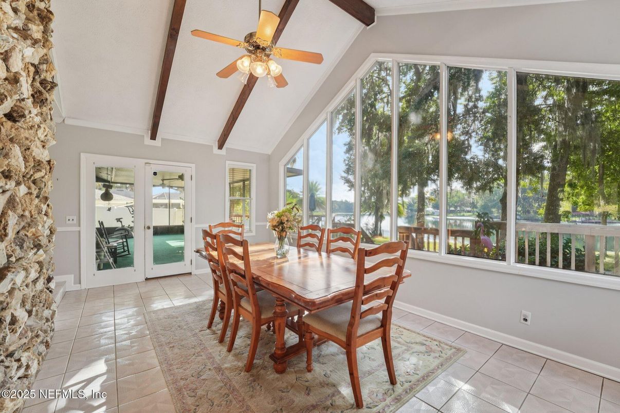 Dining room, Interior, Sun Room, Wooden Beams