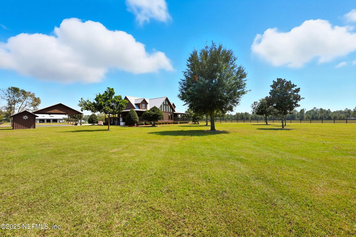 Backyard, Exterior