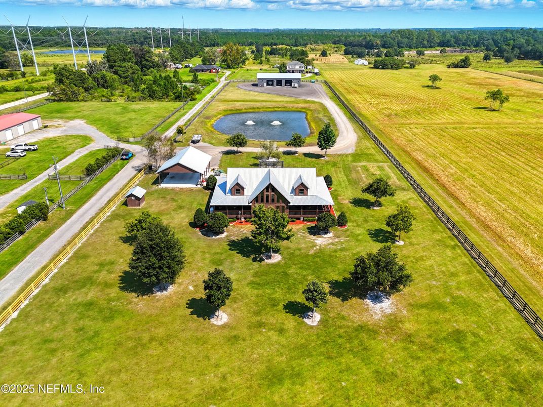 Exterior, Drone