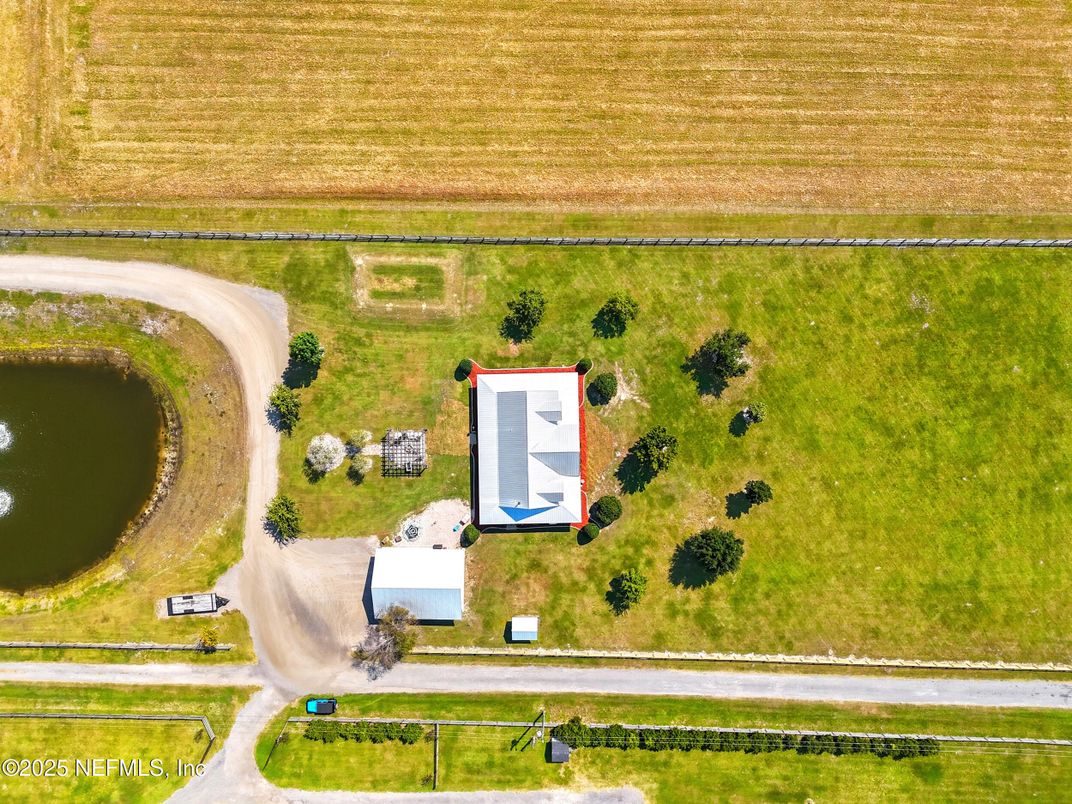 Exterior, Drone