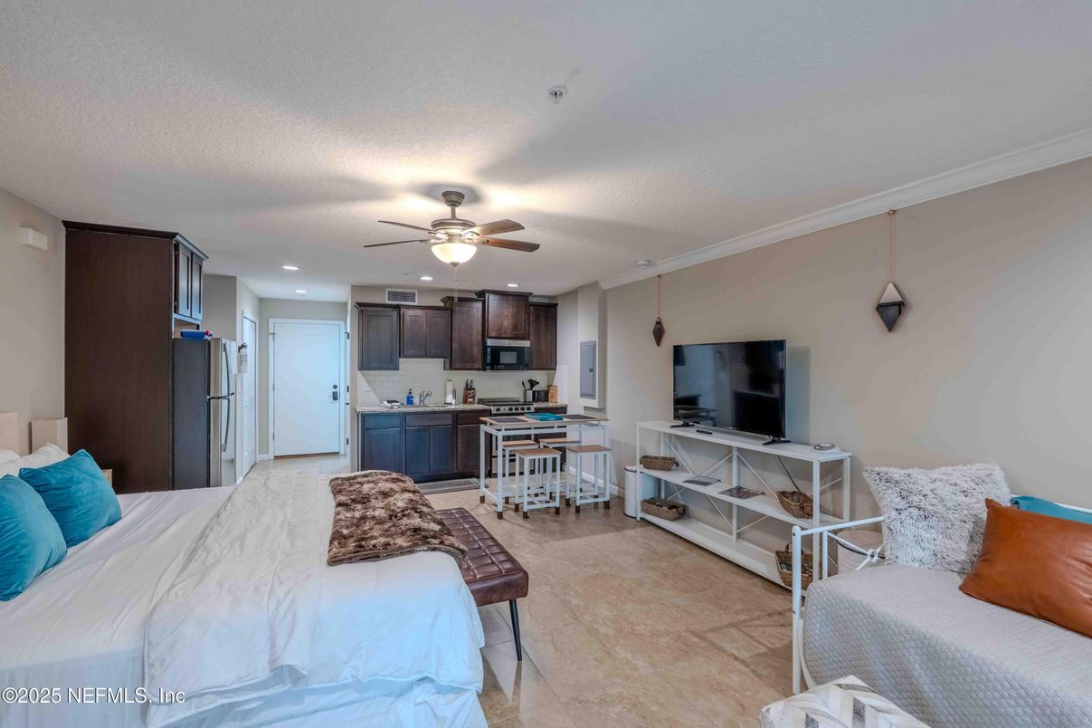 Bedroom, Interior, Kitchen, Recessed Lighting