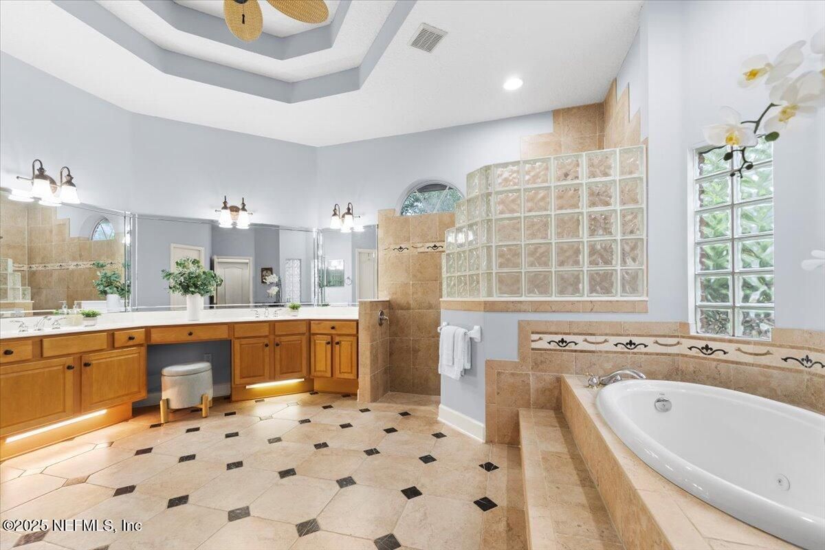 Bathroom, Interior, Recessed Lighting