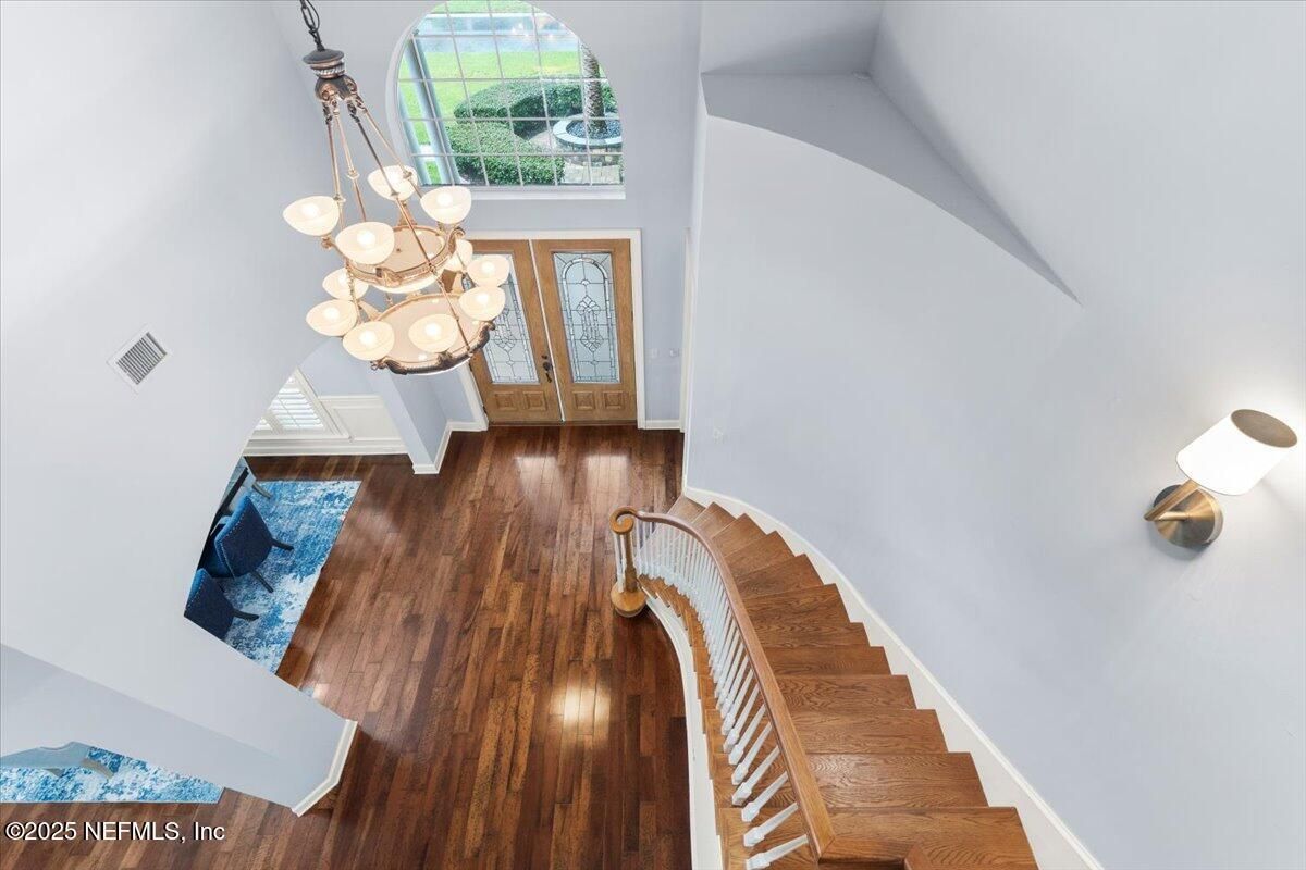 Interior, Pendant Lights, Wood Texture Flooring