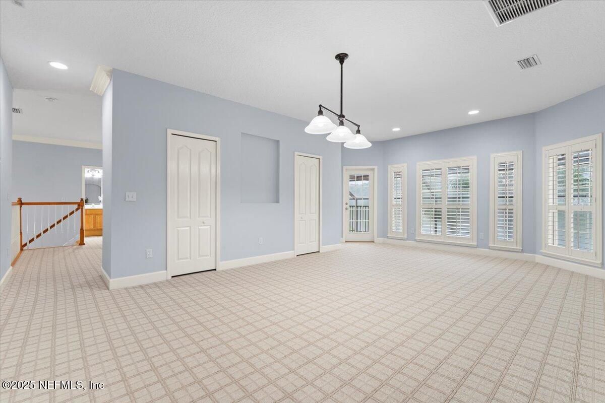 Empty room, Interior, Pendant Lights, Recessed Lighting