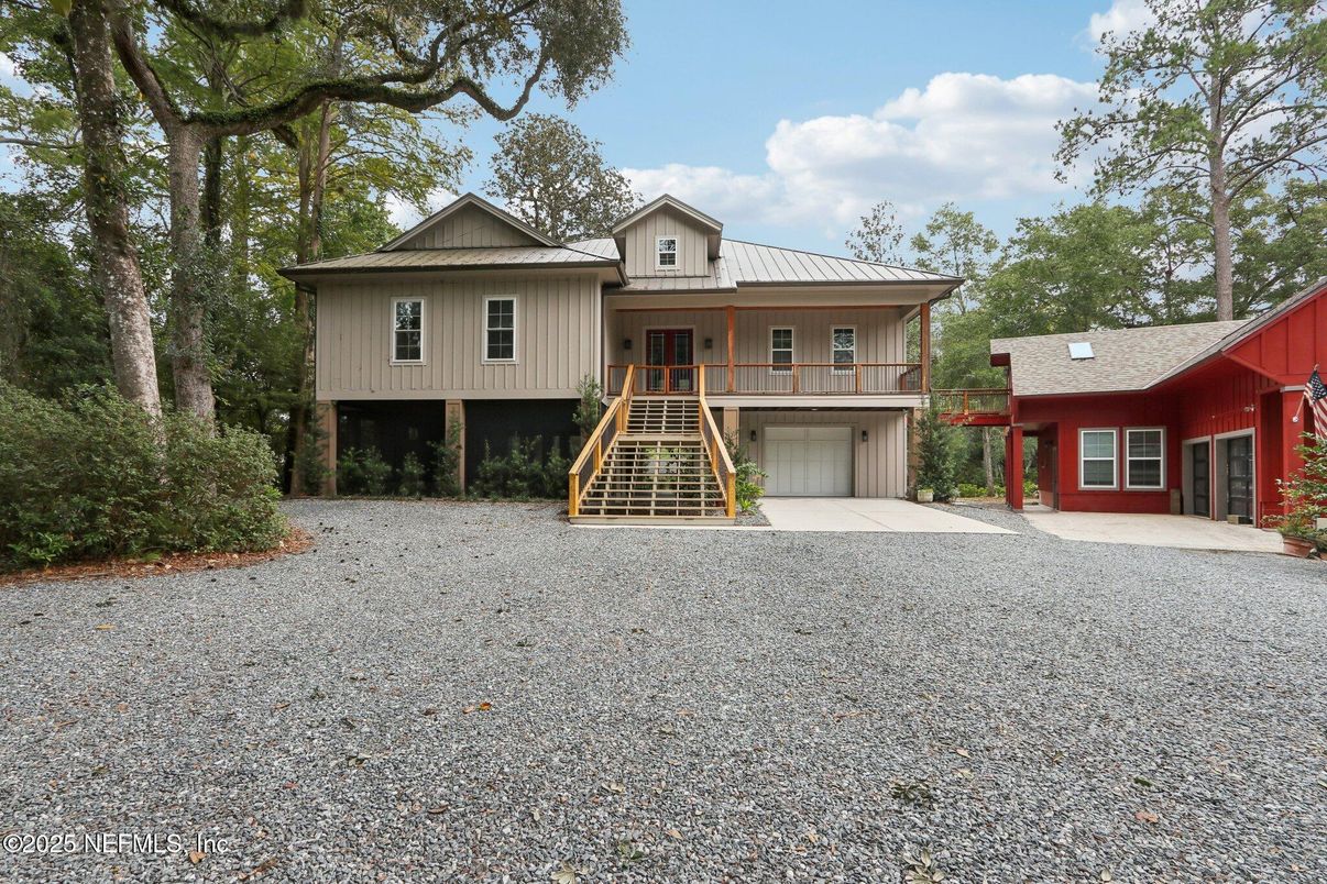 Backyard, Exterior