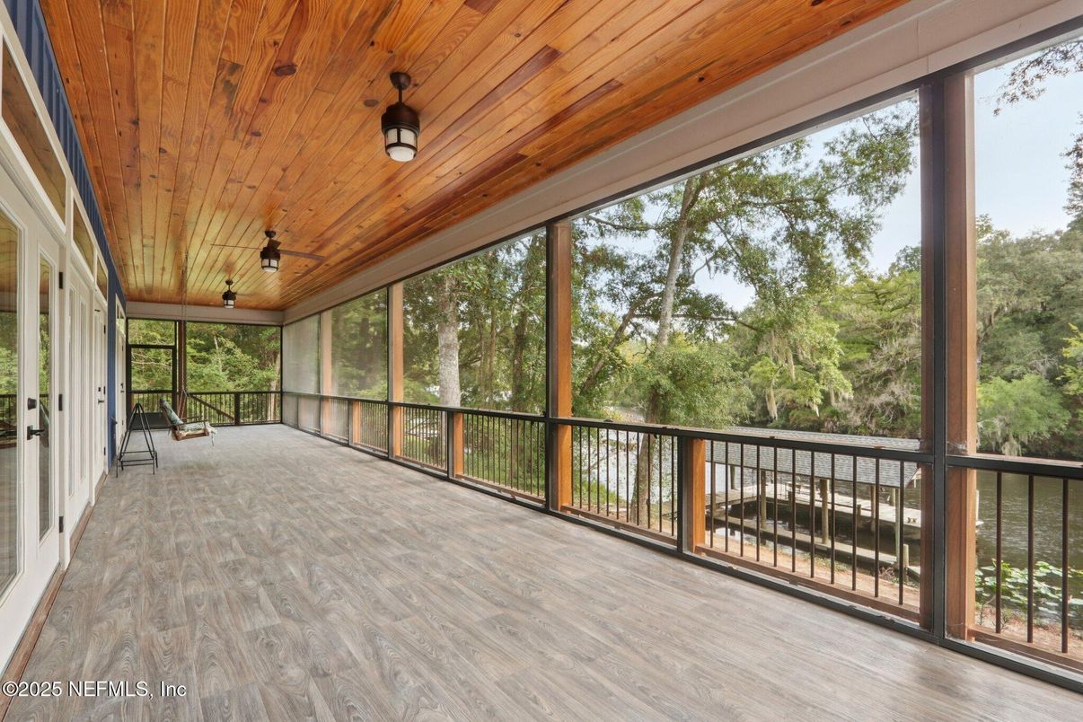 Interior, Sun Room, Wooden Ceilings, Wood Texture Flooring