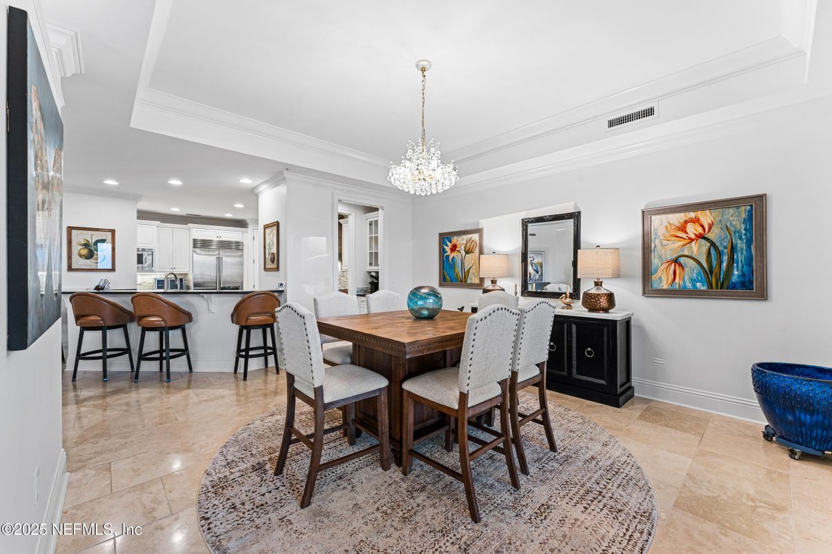 Chandelier, Dining room, Interior, Kitchen, Recessed Lighting