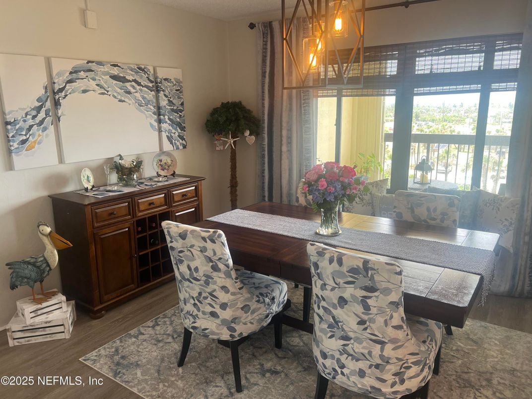 Dining room, Interior, Wood Texture Flooring