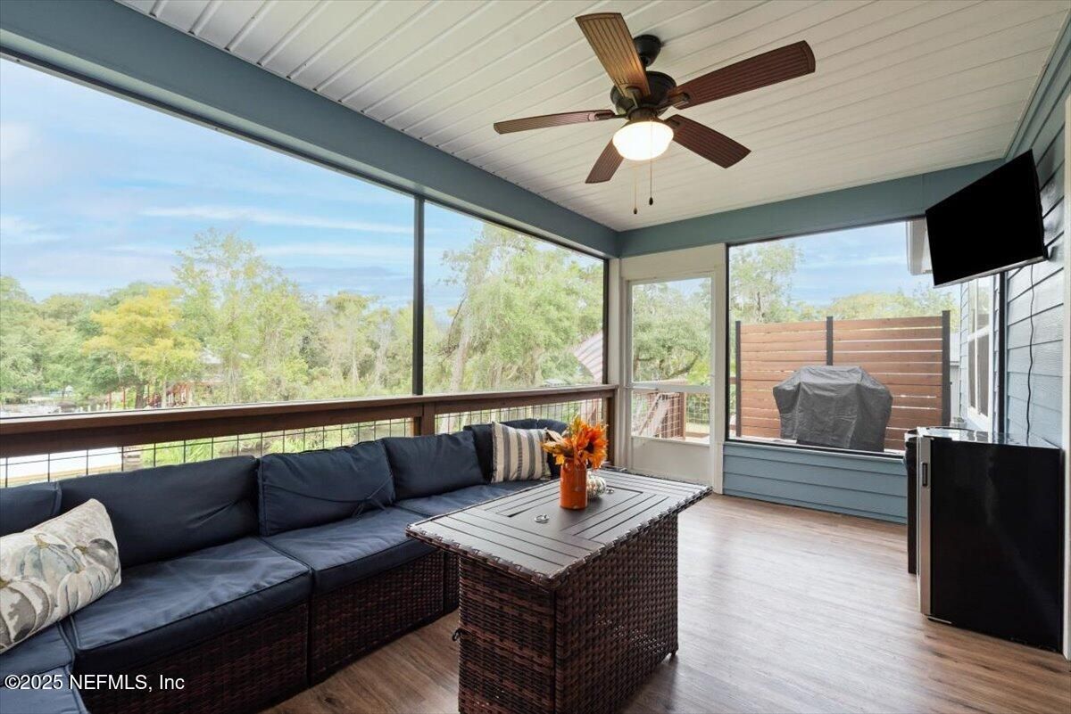 Interior, Sun Room, Wood Texture Flooring