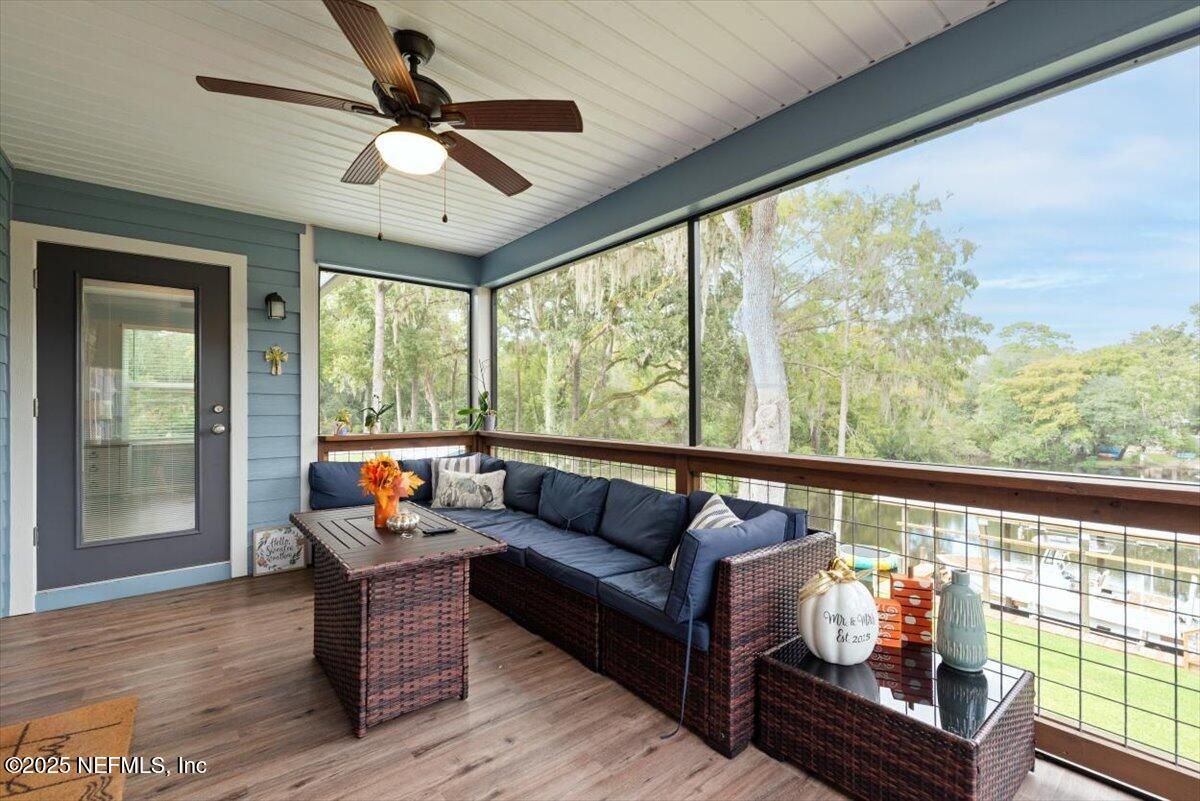 Interior, Sun Room, Wood Texture Flooring