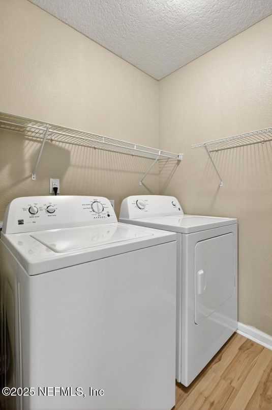 Interior, Washer, Wood Texture Flooring