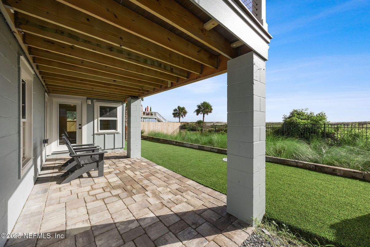 Backyard, Exterior