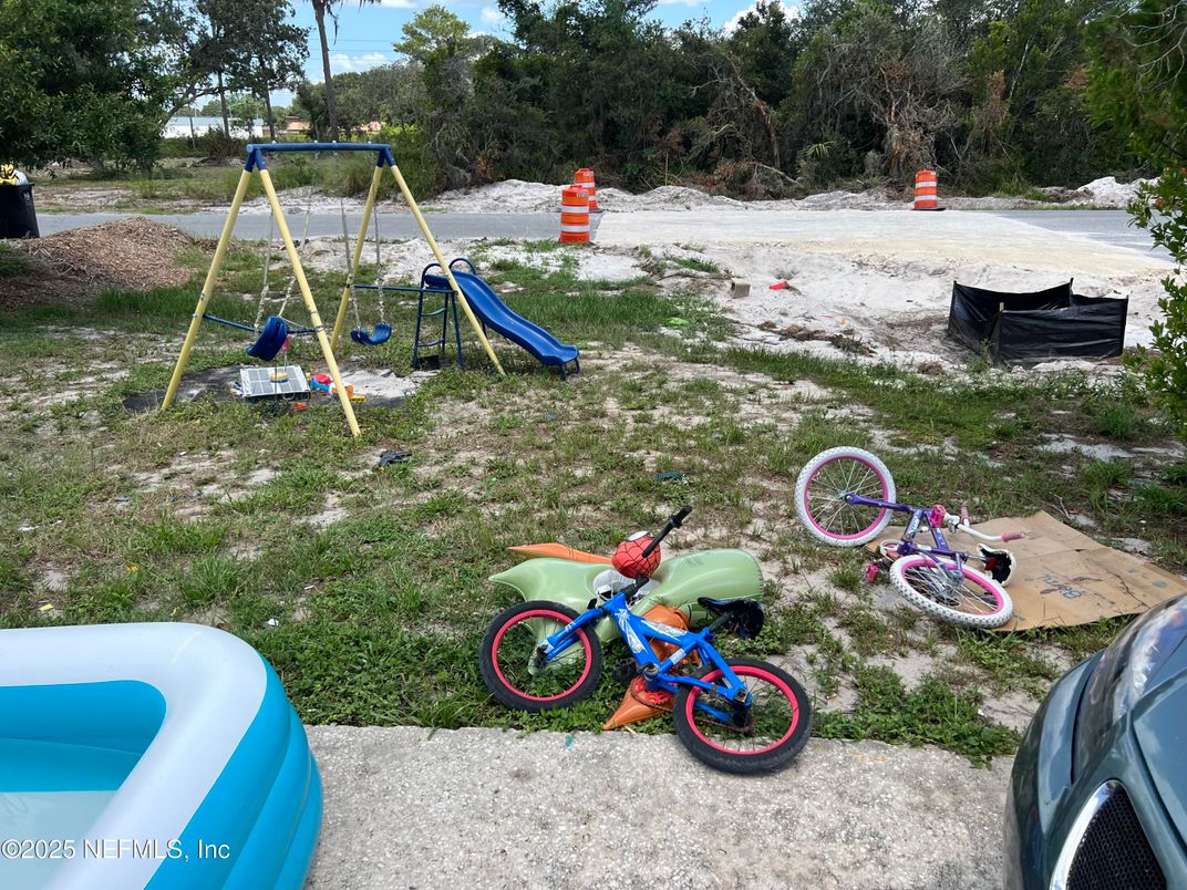 Backyard, Exterior, Playground