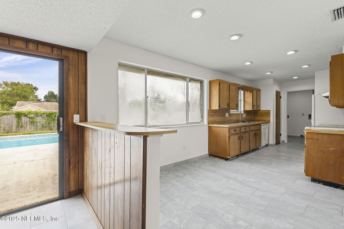 Interior, Kitchen, Recessed Lighting