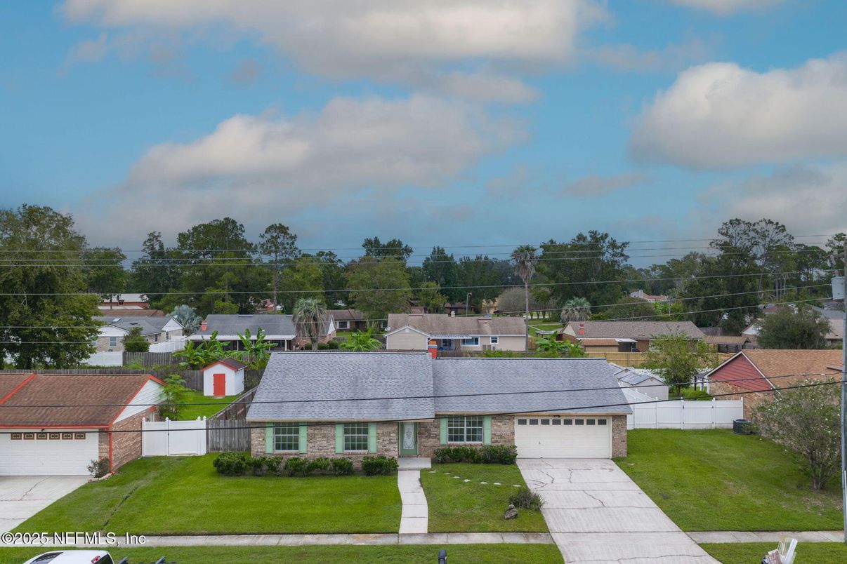 Exterior, Drone