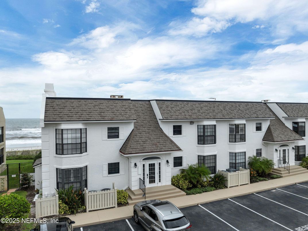 Exterior, Facade, Water, French Provincial