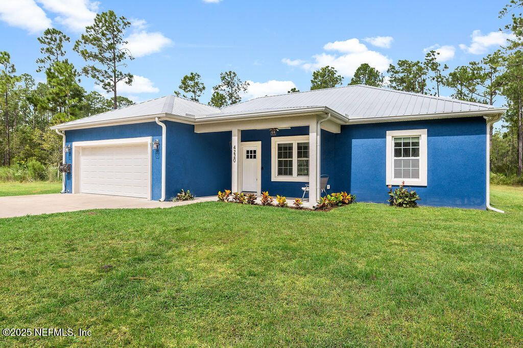 Attached, Backyard, Exterior, Facade, Ranch
