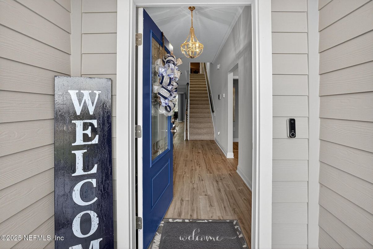 Exterior, Wood Texture Flooring