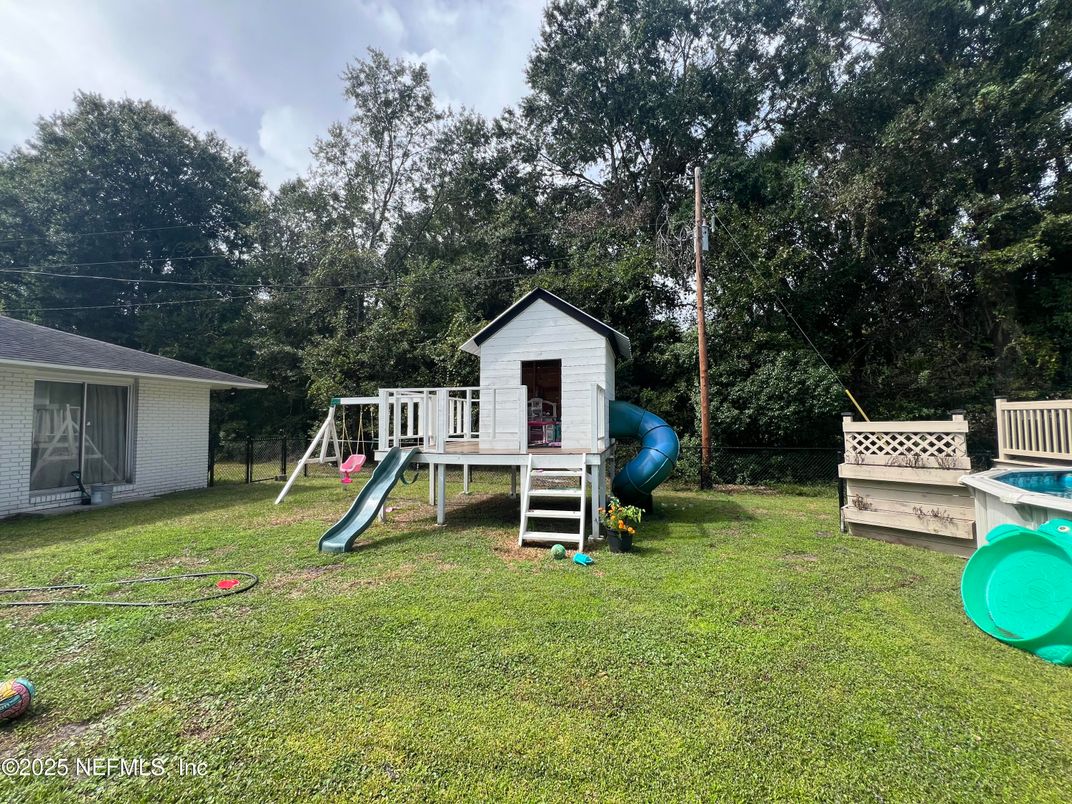 Backyard, Exterior, Playground