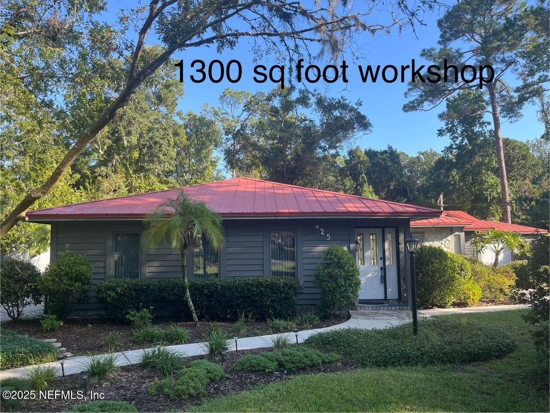 Backyard, Exterior, Facade, Ranch