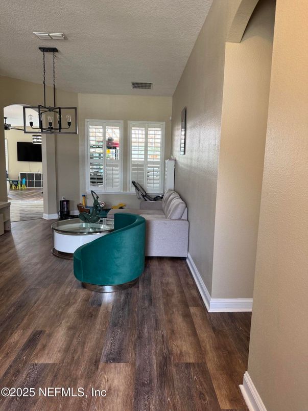 Interior, Living room, Pendant Lights, Wood Texture Flooring