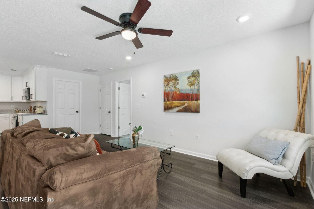 Interior, Living room, Recessed Lighting, Wood Texture Flooring