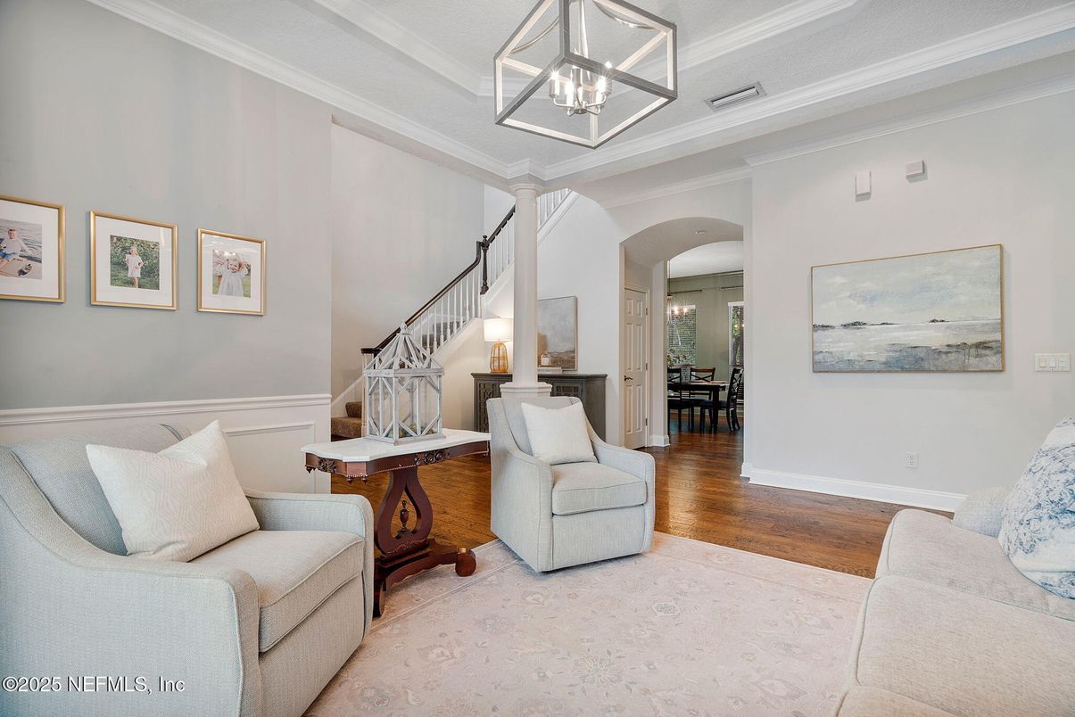 Interior, Living room, Pendant Lights, Wood Texture Flooring