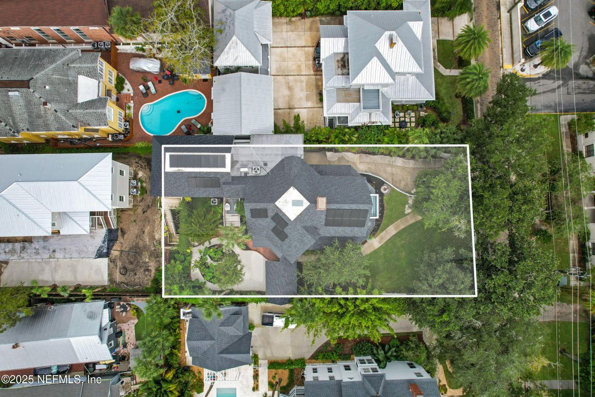 Exterior, Drone