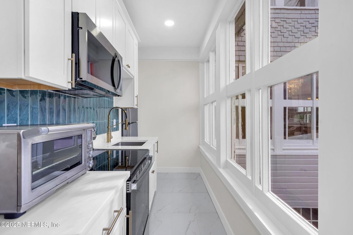 Interior, Kitchen, Marble, Recessed Lighting