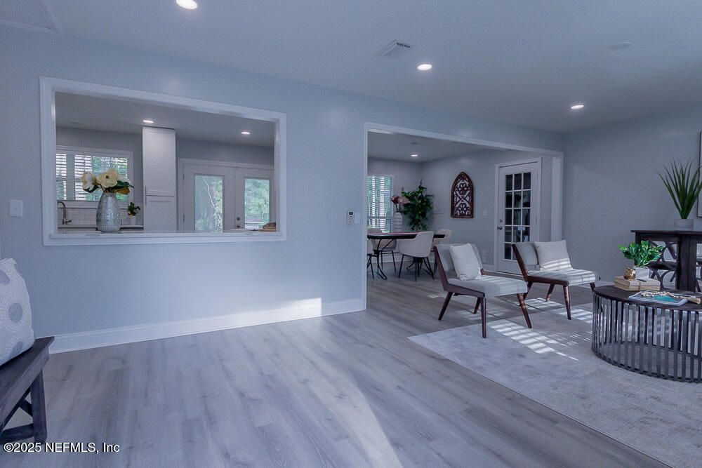 Interior, Recessed Lighting, Wood Texture Flooring