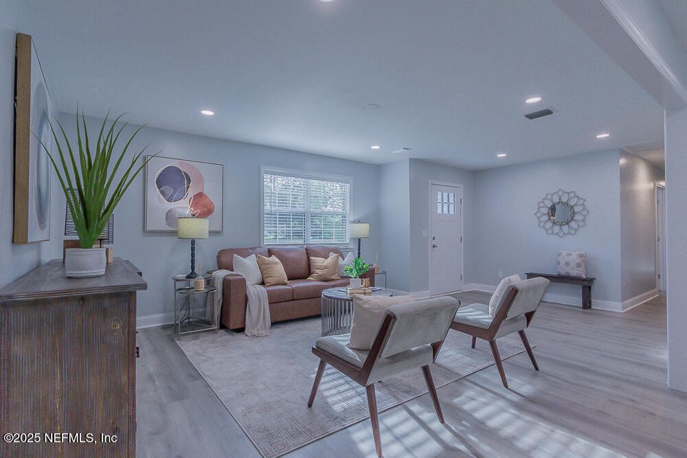 Interior, Living room, Recessed Lighting, Wood Texture Flooring