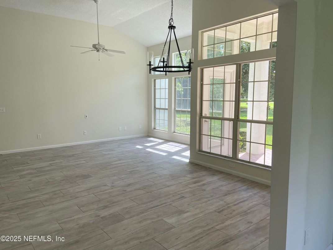 Empty room, Interior, Pendant Lights, Wood Texture Flooring