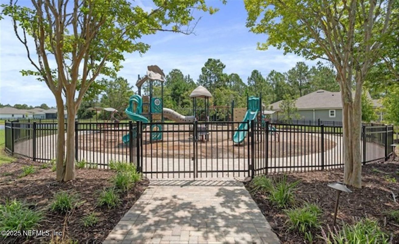 Exterior, Playground