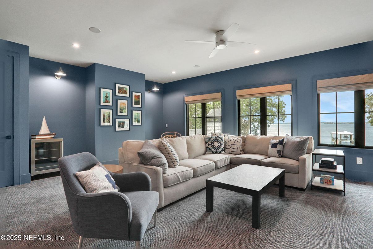 Interior, Living room, Recessed Lighting, Water