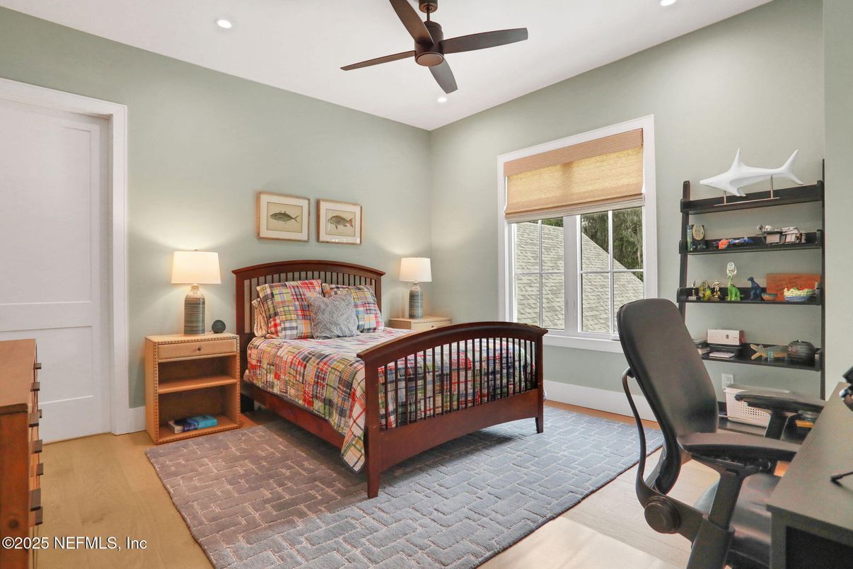 Bedroom, Home Office, Interior, Recessed Lighting, Wood Texture Flooring