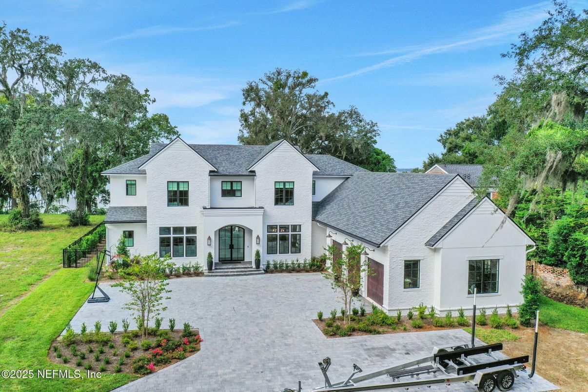 Backyard, Exterior, Facade, French Provincial