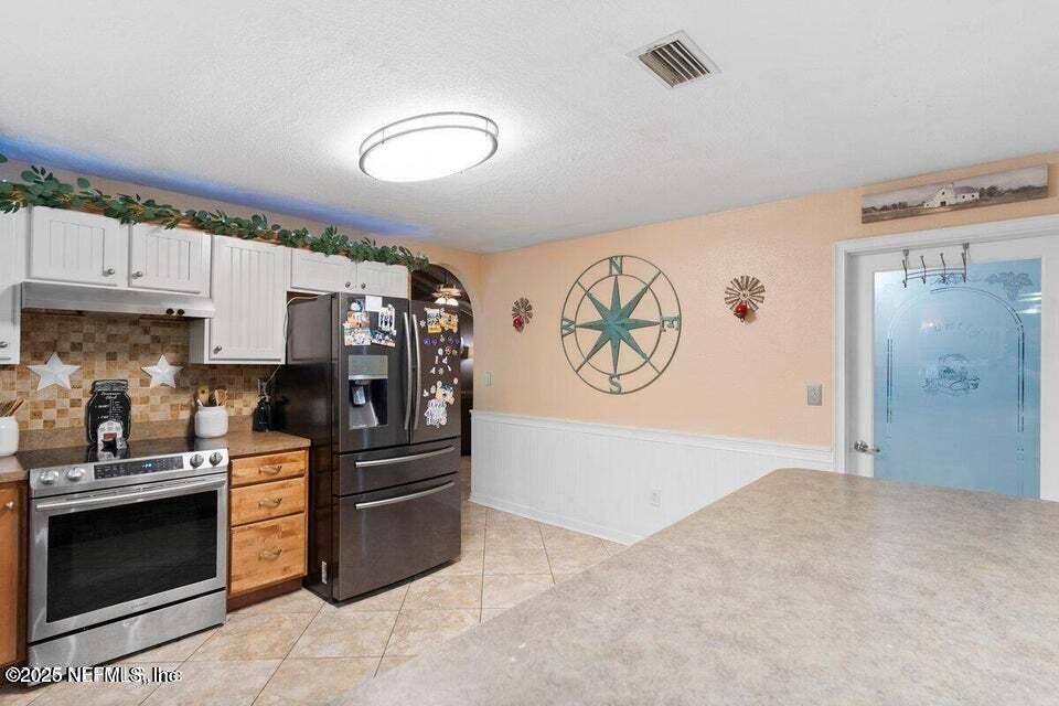 Interior, Kitchen, Stainless Steel Appliances