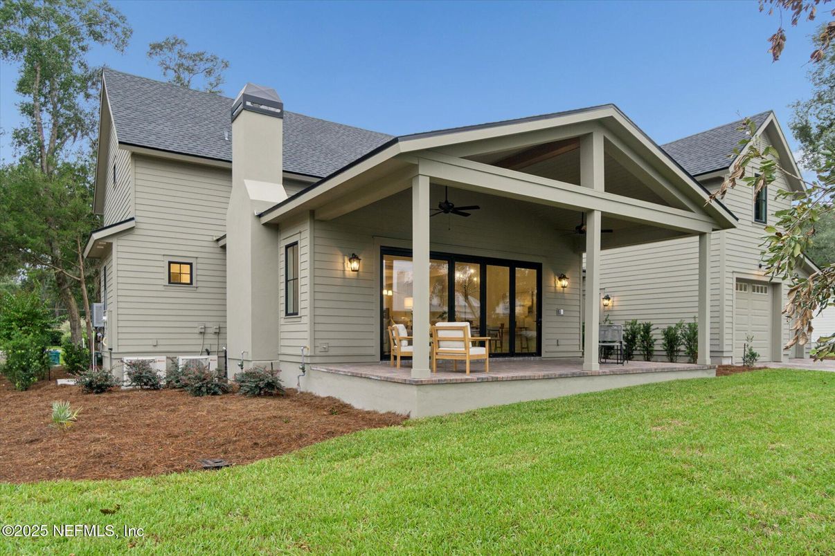 Backyard, Exterior, Facade, Farmhouse