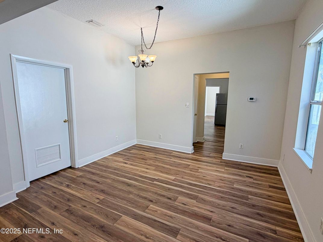 Chandelier, Empty room, Interior, Wood Texture Flooring