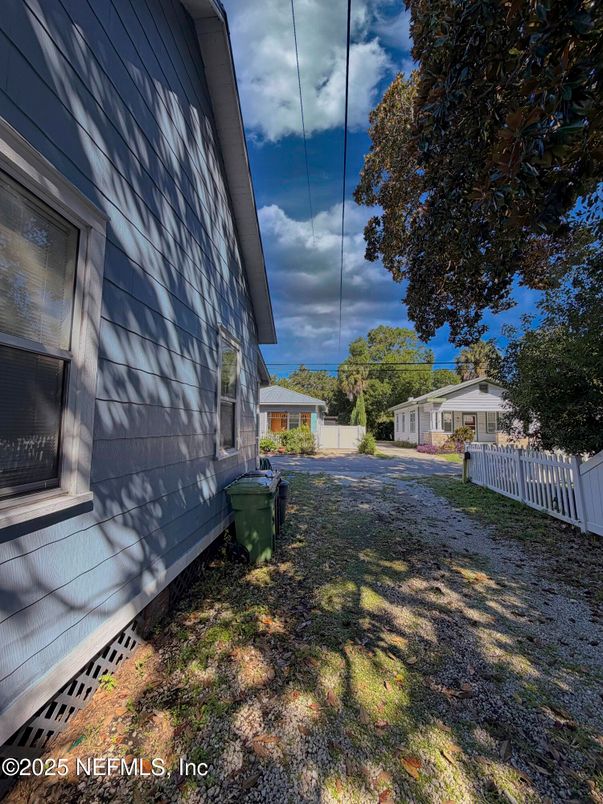 Backyard, Exterior