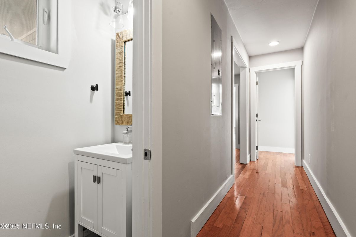 Bathroom, Interior, Recessed Lighting, Wood Texture Flooring