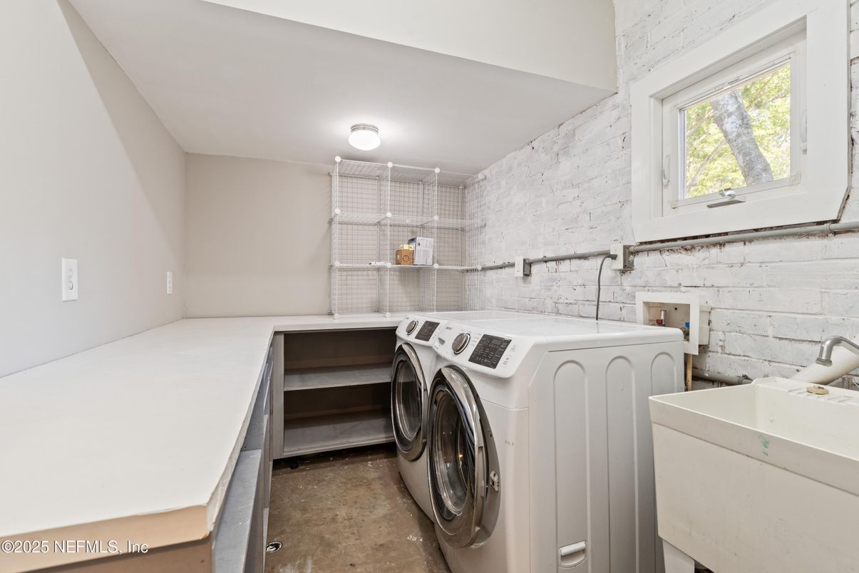 Interior, Washer