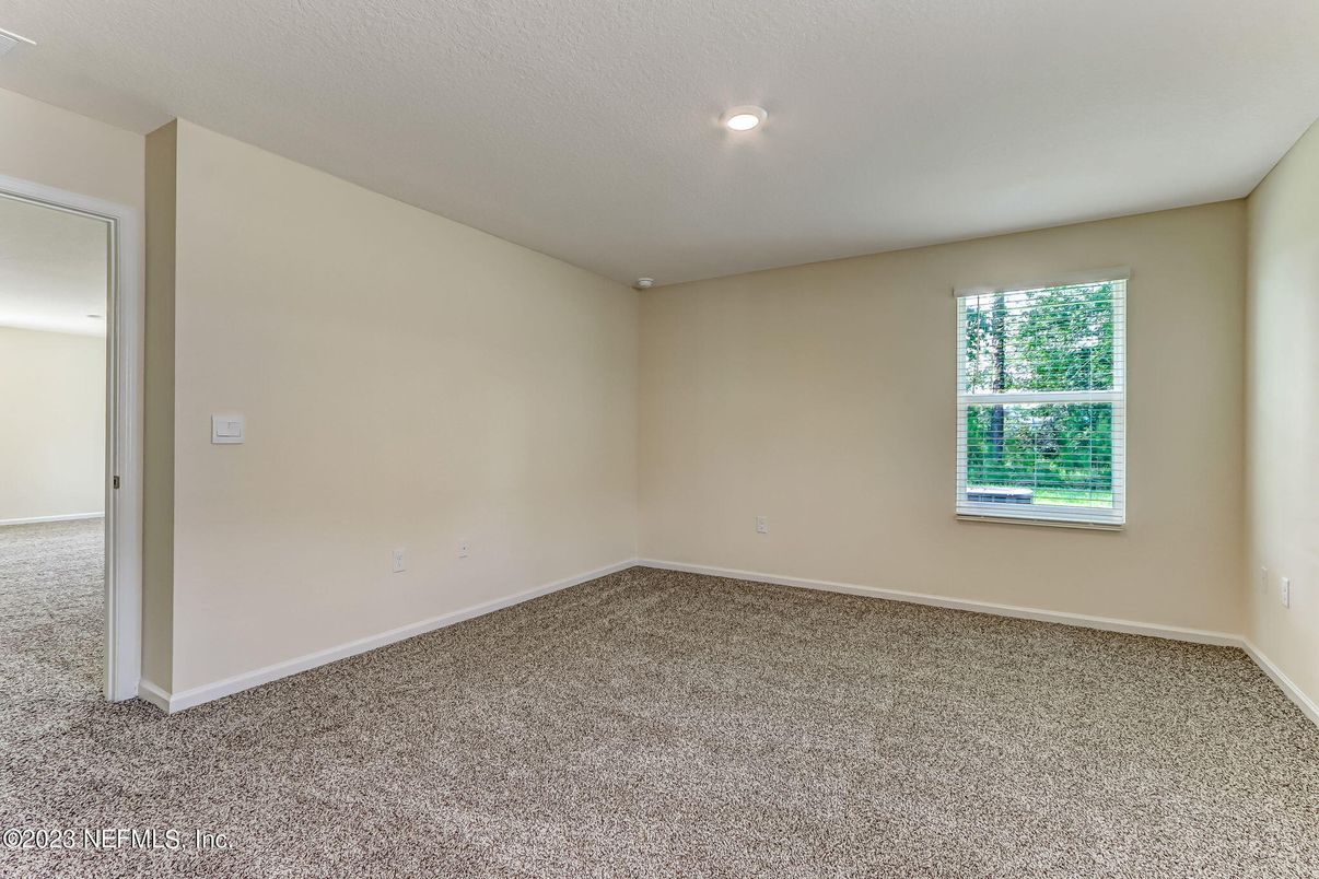 Empty room, Interior, Recessed Lighting