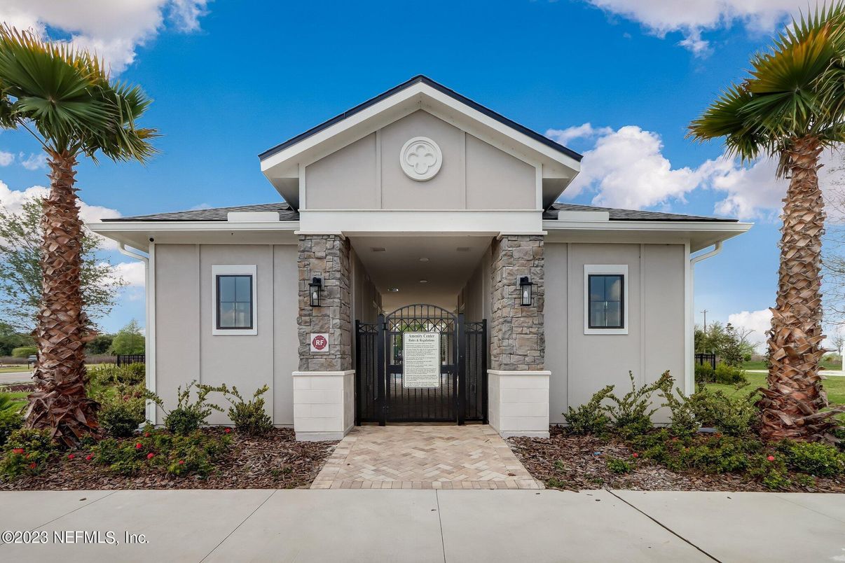 Exterior, Facade, None