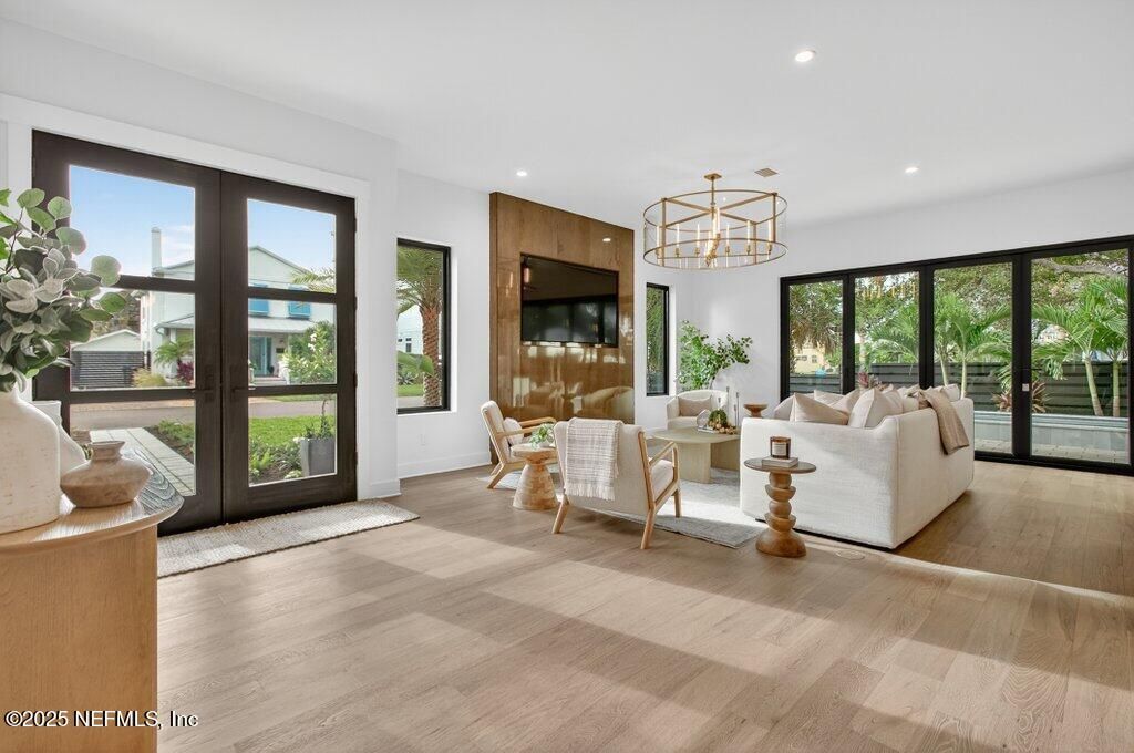 Chandelier, Interior, Living room, Recessed Lighting, Wood Texture Flooring