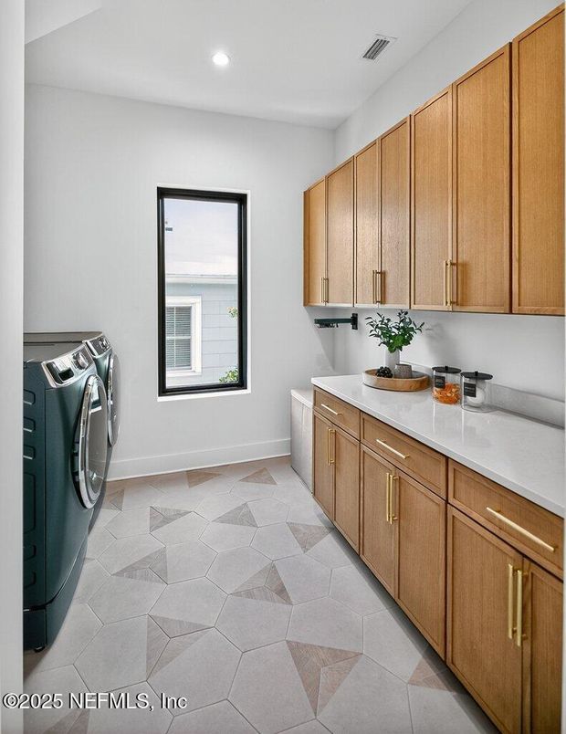 Interior, Recessed Lighting, Washer