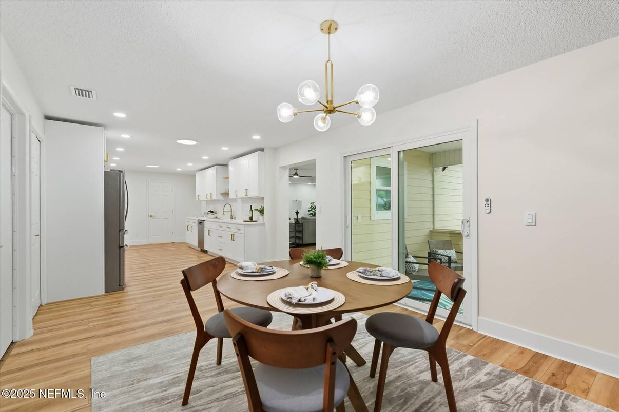 Dining room, Interior, Kitchen, Pendant Lights, Recessed Lighting, Wood Texture Flooring