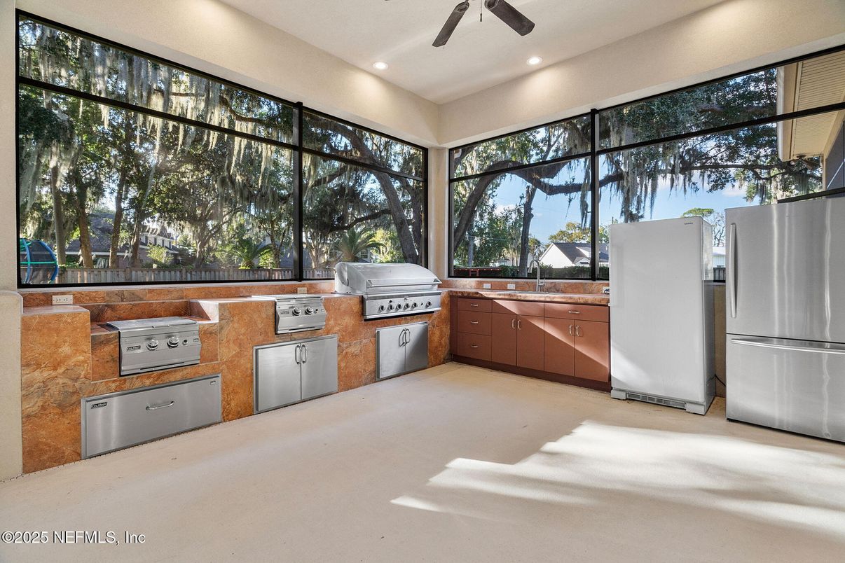 Interior, Recessed Lighting, Sun Room