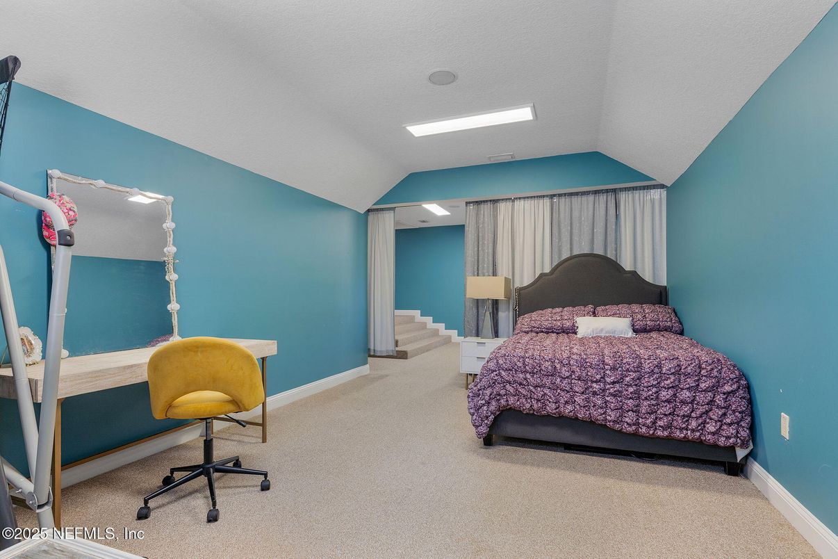 Bedroom, Interior, Recessed Lighting