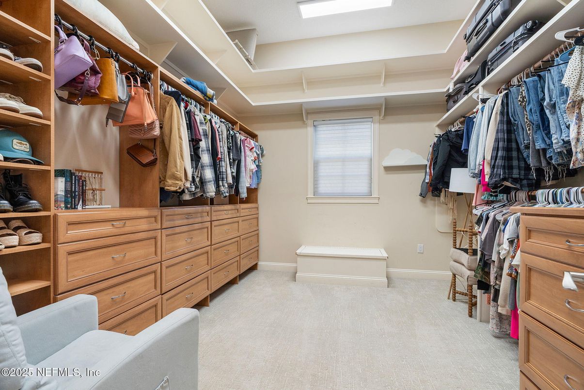 Interior, Walk-in Closets